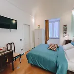 בית הארחה Andrea's House 4*