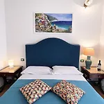 בית הארחה Andrea's House 4*
