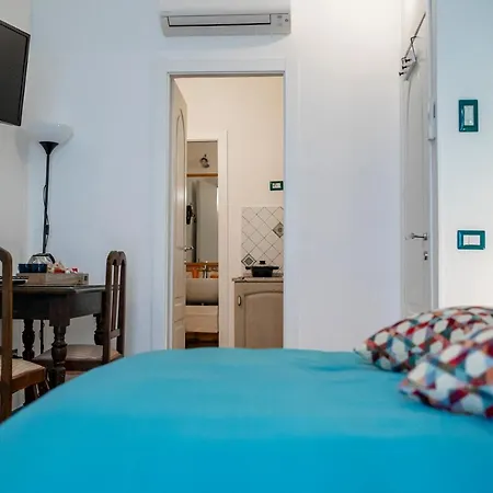 Andrea's House Affittacamere 4*